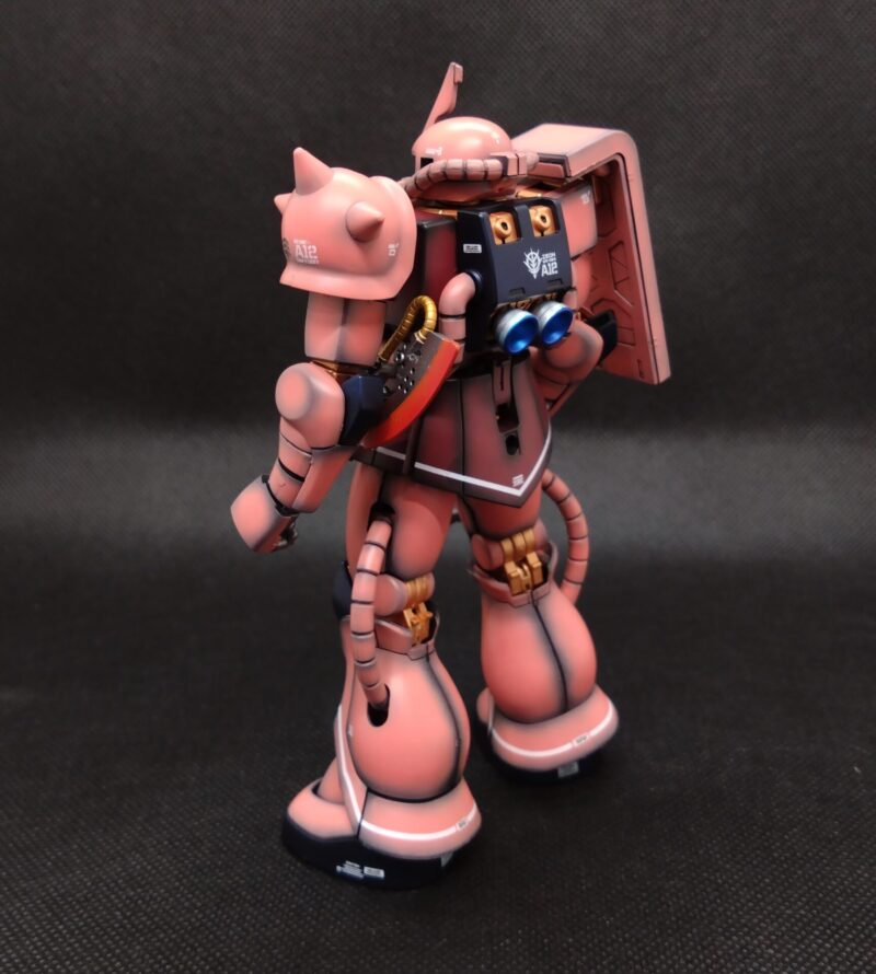 HGシャア専用ザクの左後ろ画像