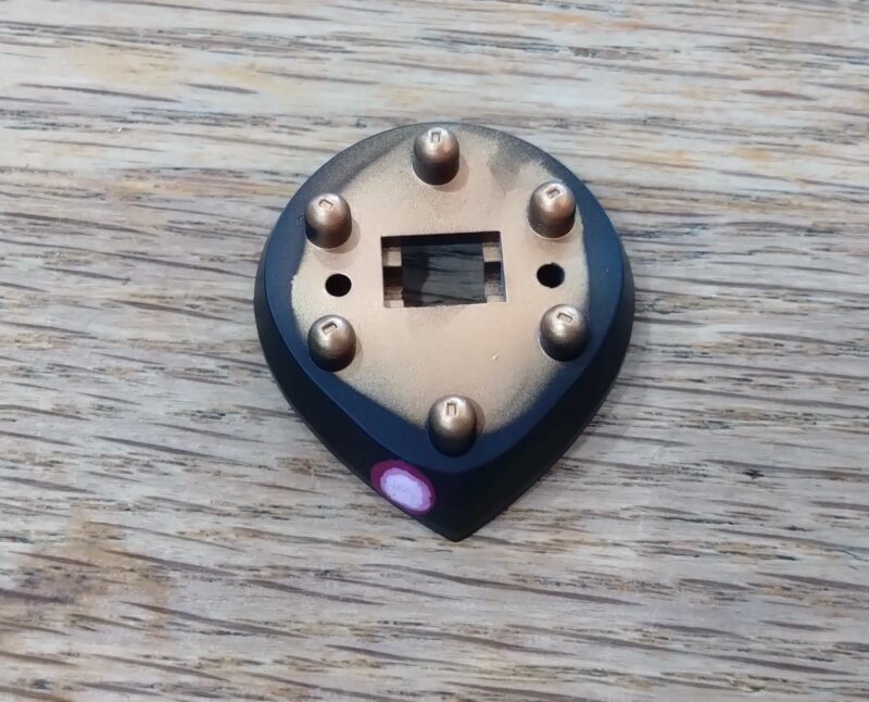 HGズゴックのモノアイ塗装
