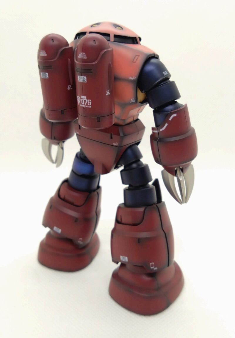 HGズゴックの右斜め後ろからの画像