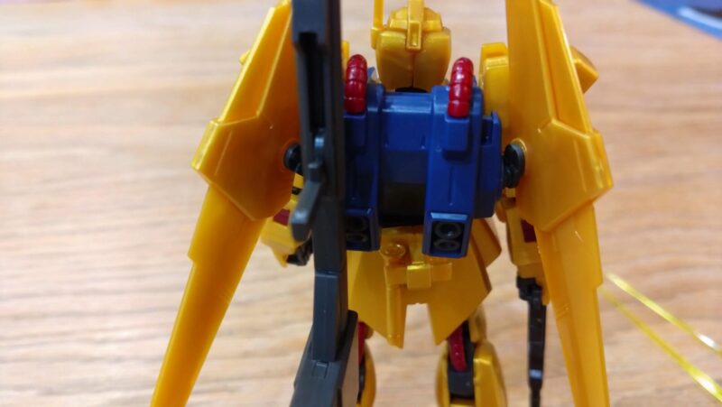 HG百式のバインダーの可動域3