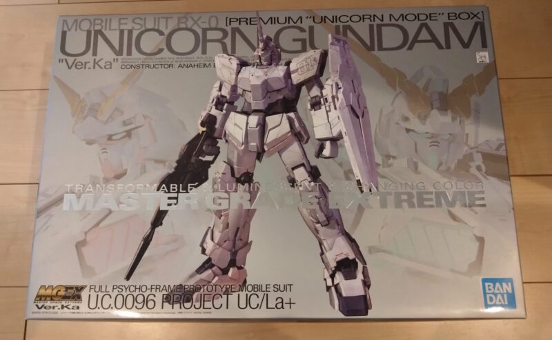 MGEXユニコーンガンダムのパッケージアート