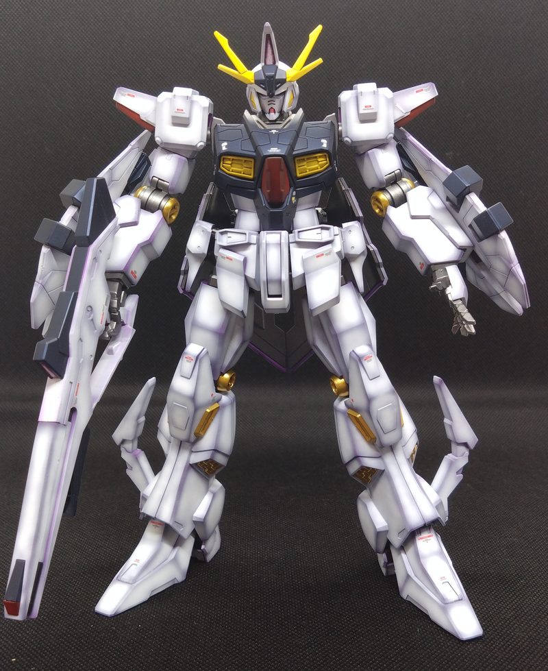 塗装したオデュッセウスガンダムの正面