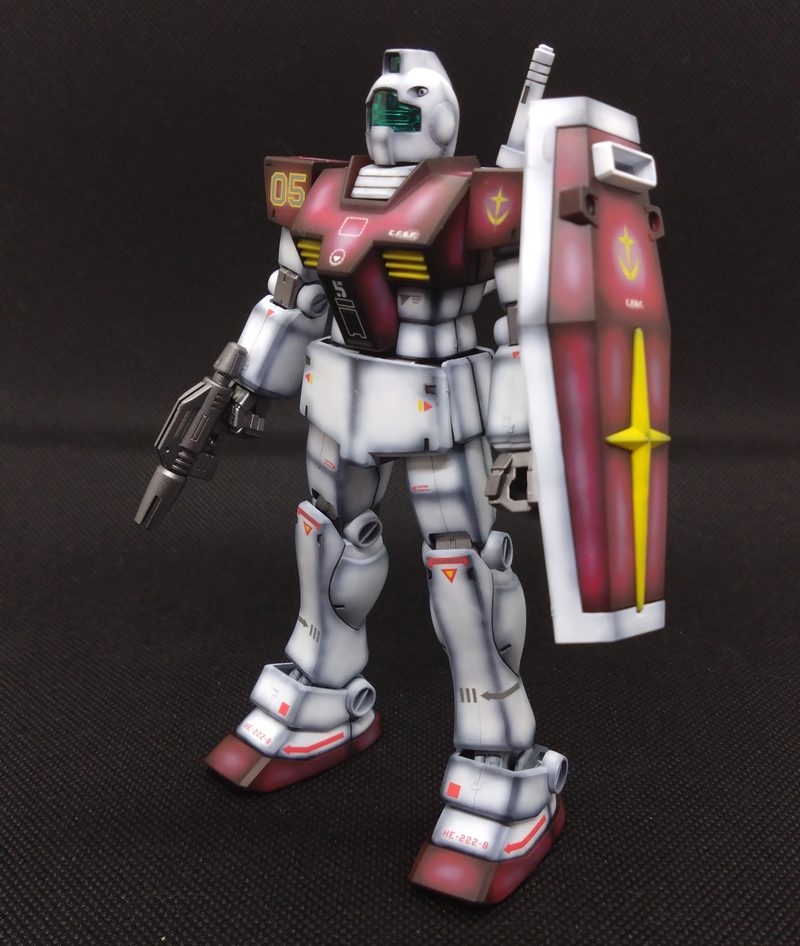 塗装後のジムの左前