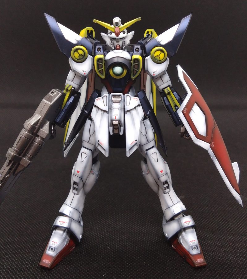 EGウイングガンダム全塗装後の正面