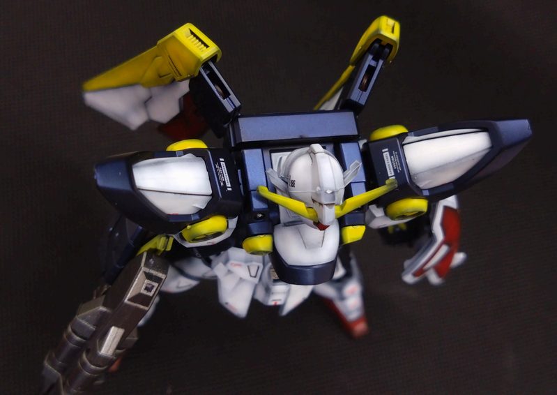 EGウイングガンダム全塗装後の上部