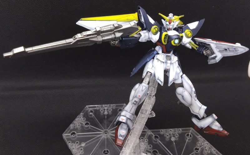 EGウイングガンダム全塗装後のポージング画像7